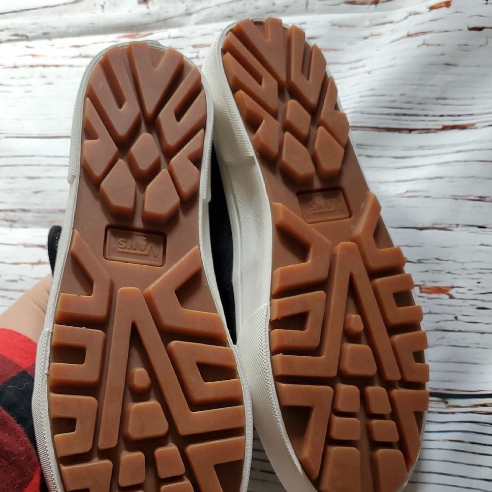 ποΈ Vans Black and White Mary Janes Buckle Sneakers π€π€ - Picture 10 of 11